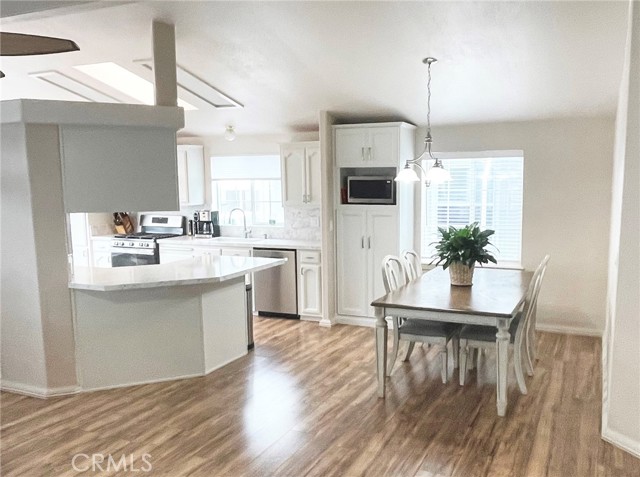 Detail Gallery Image 6 of 29 For 1537 White Pine #48,  Morro Bay,  CA 93442 - 3 Beds | 2 Baths