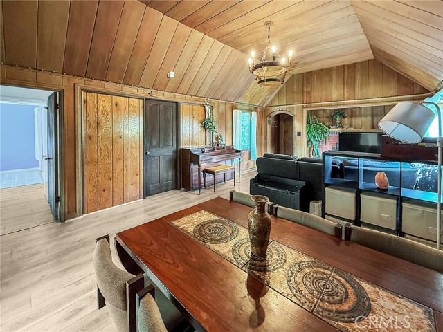 Detail Gallery Image 6 of 31 For 2544 Hermosa, Montrose,  CA 91020 - 2 Beds | 1 Baths