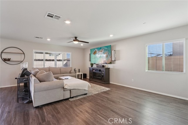 Detail Gallery Image 5 of 35 For 29430 Big Country Court, Winchester,  CA 92596 - 3 Beds | 2/1 Baths