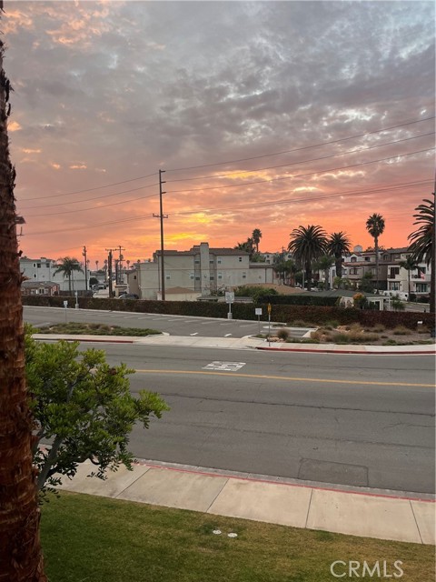 Detail Gallery Image 38 of 40 For 310 Lake St #213,  Huntington Beach,  CA 92648 - 2 Beds | 2 Baths