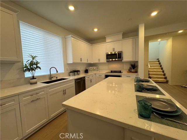 Detail Gallery Image 11 of 37 For 31379 Lolite Dr, Winchester,  CA 92596 - 3 Beds | 2/1 Baths