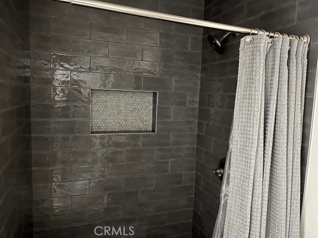 https://media.crmls.org/medias/5ba5bc34-4cf4-470e-98d9-718552aa975e.jpg?preset=X-Large