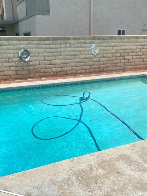 9849 Canada Way, Riverside CA: https://media.crmls.org/medias/5ba61f76-c346-4e25-a487-9ec9f37bdf26.jpg