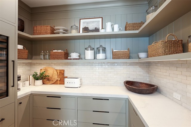 2001 Port Ramsgate Place, Newport Beach CA: https://media.crmls.org/medias/5ba6347d-3e54-48ef-a444-f80ff437e173.jpg