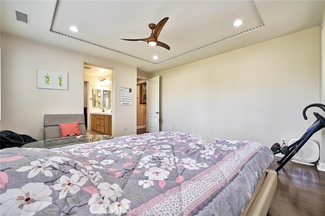 Detail Gallery Image 25 of 48 For 524 S Petunia, La Habra,  CA 90631 - 4 Beds | 3/1 Baths