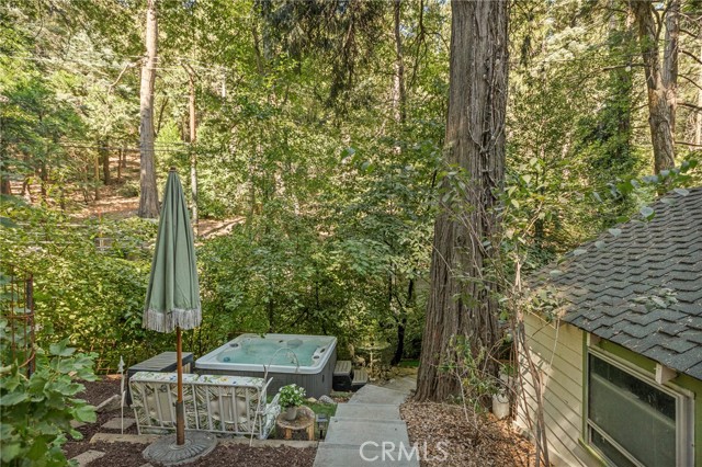 655 Cottage Grove Drive, Lake Arrowhead, CA 92352