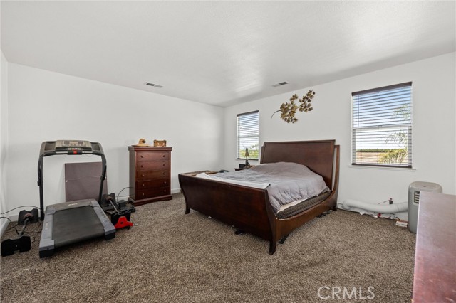 Detail Gallery Image 23 of 48 For 141 Pine St, Chowchilla,  CA 93610 - 5 Beds | 2/1 Baths