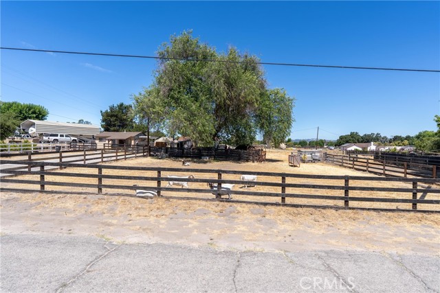 3360 Chico Road, Atascadero CA: https://media.crmls.org/medias/5ba82601-603d-4776-a831-cfa1d2c0220f.jpg