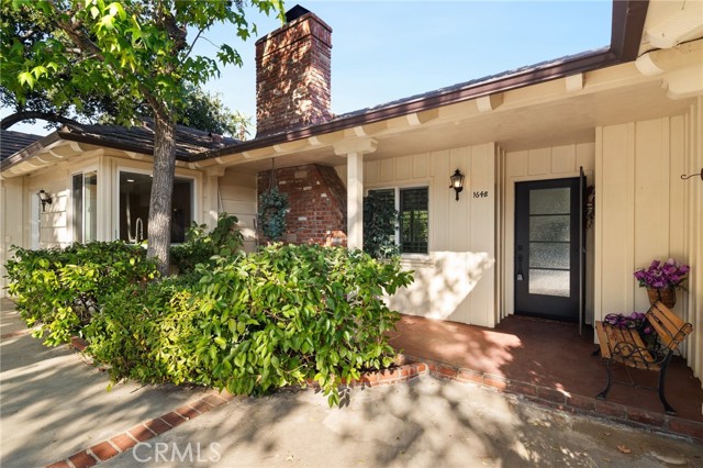 1648 Highland Oaks Drive, Arcadia CA: https://media.crmls.org/medias/5ba893e1-219e-42de-adfc-14c2e1b1be23.jpg