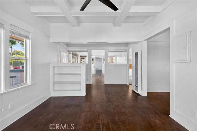 Detail Gallery Image 10 of 43 For 521 Olive Ave, Long Beach,  CA 90802 - – Beds | – Baths