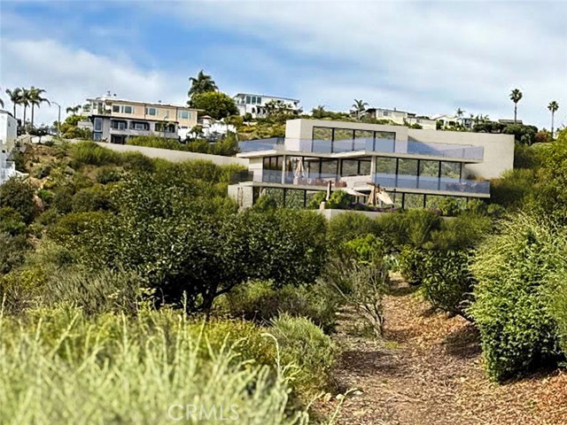 Detail Gallery Image 10 of 21 For 749 Marlin Drive Ave, Laguna Beach,  CA 92651 - – Beds | – Baths