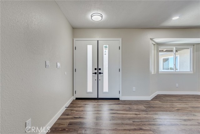 Detail Gallery Image 9 of 62 For 6572 Merced, Oak Hills,  CA 92344 - 4 Beds | 3 Baths