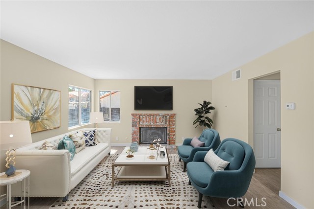 2608 W Oldfield Street, Lancaster CA: https://media.crmls.org/medias/5ba9e750-aee0-47e6-bef5-6188025d402f.jpg