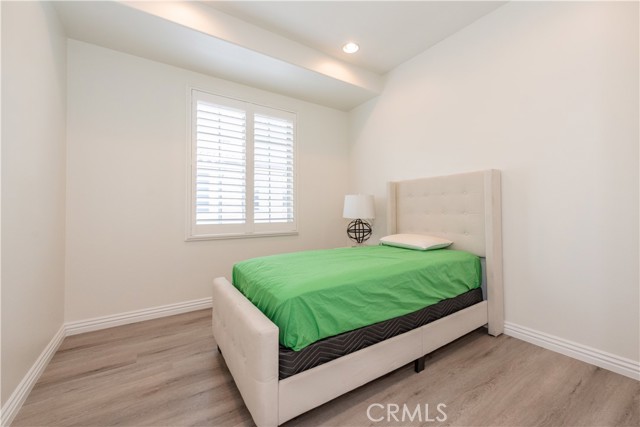 142 Full Moon, Irvine CA: https://media.crmls.org/medias/5baa432f-fc81-468d-8996-2091eeb06e5d.jpg