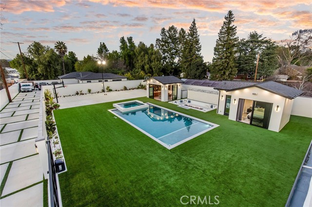 Detail Gallery Image 64 of 75 For 22745 Califa St, Woodland Hills,  CA 91367 - 5 Beds | 4 Baths