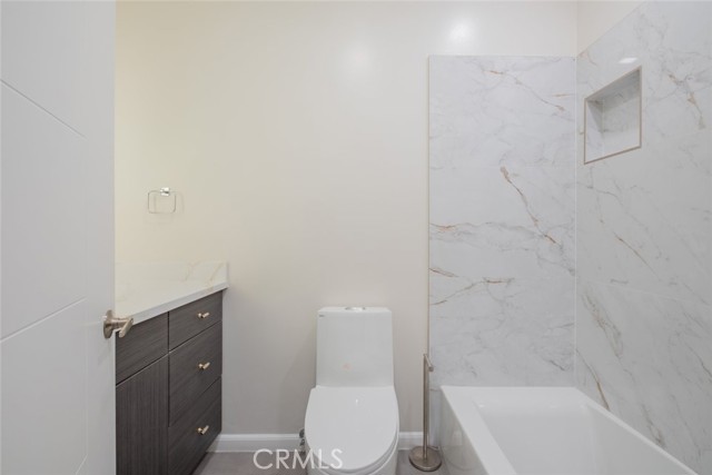 Detail Gallery Image 20 of 40 For 1305 N Columbus Ave #112,  Glendale,  CA 91202 - 2 Beds | 2 Baths