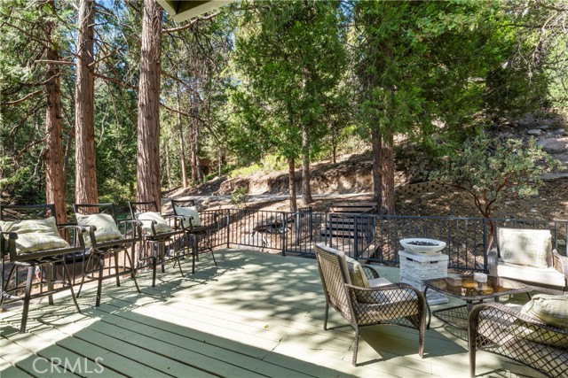 Detail Gallery Image 31 of 36 For 26270 Thunderbird Dr, Lake Arrowhead,  CA 92352 - 3 Beds | 2 Baths