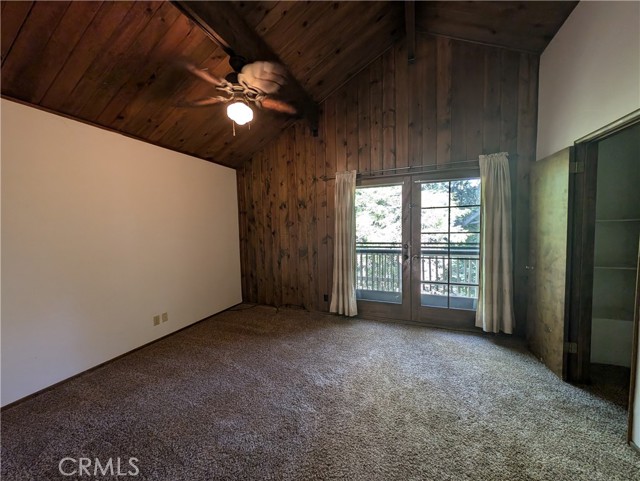 Detail Gallery Image 13 of 20 For 685 Ivy Ln, Lake Arrowhead,  CA 92352 - 2 Beds | 1/1 Baths