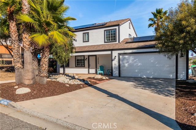 Detail Gallery Image 1 of 34 For 30286 Early Round Dr, Canyon Lake,  CA 92587 - 3 Beds | 2/1 Baths