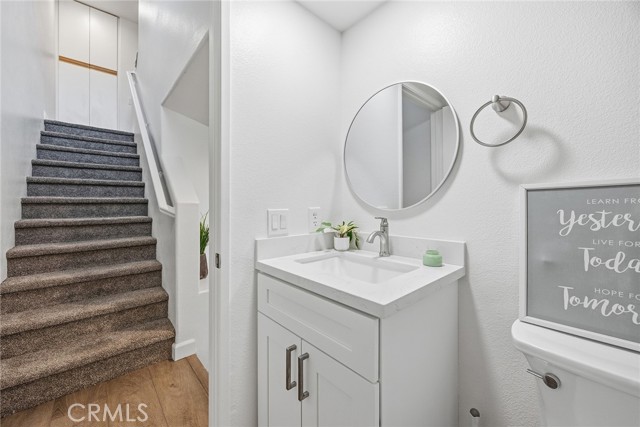 Detail Gallery Image 10 of 25 For 876 S Yellowstone Way, Anaheim Hills,  CA 92808 - 3 Beds | 2/1 Baths