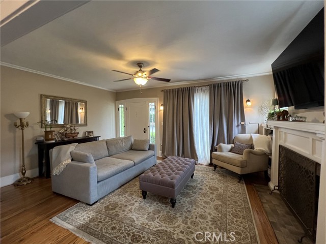 Detail Gallery Image 6 of 22 For 1649 N Mar Vista Ave, Pasadena,  CA 91104 - 2 Beds | 1 Baths