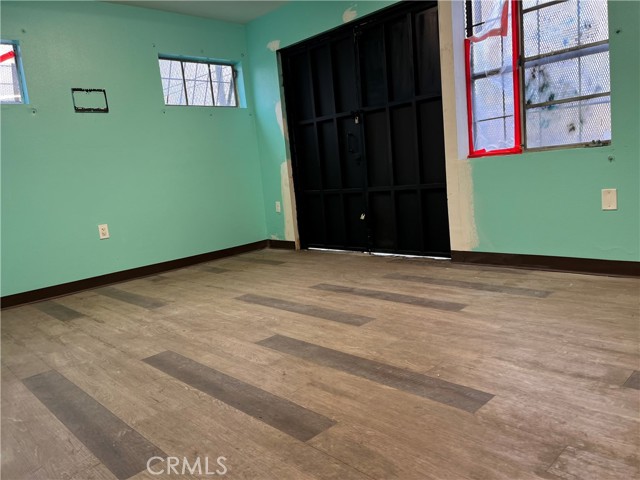 3925 Florence Avenue, Bell, California 90201, ,Commercial Lease,For Rent,3925 Florence Avenue,CRMB24144655