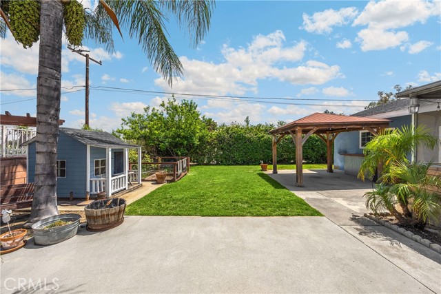 5939 Etiwanda Ave, Rancho Cucamonga CA: https://media.crmls.org/medias/5bad678f-2720-497d-8272-5af99fa5f337.jpg