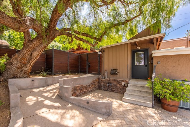 5893 Oak Knolls Road, Simi Valley CA: https://media.crmls.org/medias/5baf2d07-9c26-4986-b489-82e4e75c8083.jpg