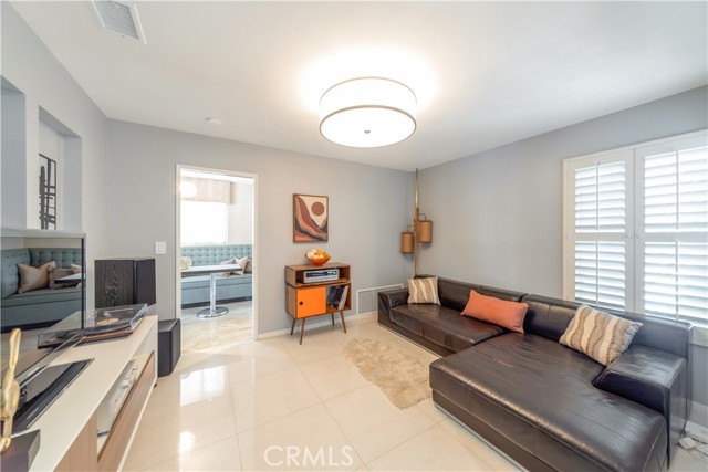 7301 Darnoch Way, West Hills CA: https://media.crmls.org/medias/5bafc3ba-2ded-4d1e-8a34-f19d0ebe3def.jpg