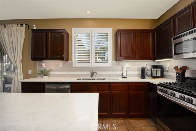 Detail Gallery Image 11 of 40 For 38236 Hermosa Ct, Murrieta,  CA 92563 - 5 Beds | 3 Baths