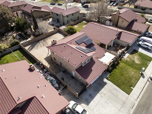 43932 Rembrandt Street, Lancaster CA: https://media.crmls.org/medias/5bb0353f-bae5-41c1-90ac-5f3b39dd5119.jpg