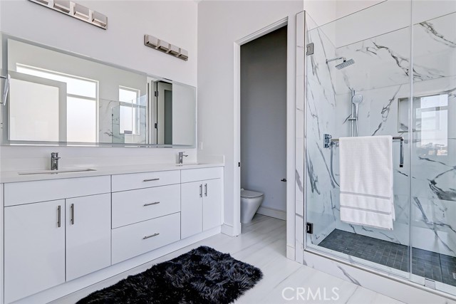 Detail Gallery Image 28 of 42 For 2321 Clark Ln a,  Redondo Beach,  CA 90278 - 4 Beds | 4/1 Baths