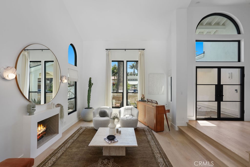 4023 Calle Isabella