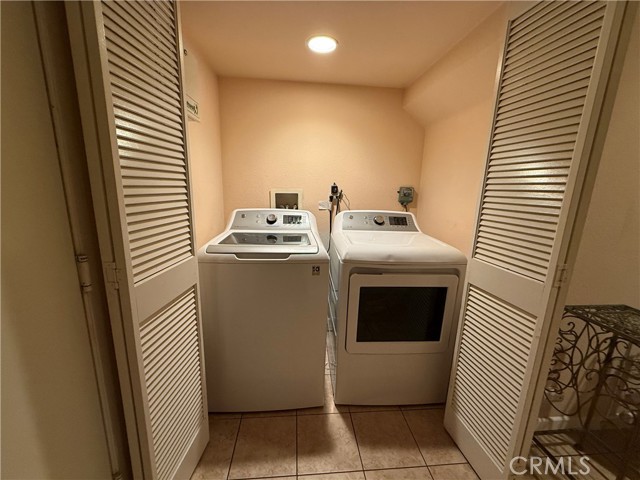 12640 Antigua Court, Lynwood CA: https://media.crmls.org/medias/5bb26f4a-defc-478c-9edb-cb49ff45670f.jpg