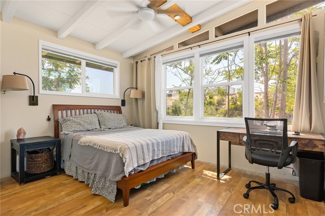 5bb3015d 04e8 4182 B143 059713aa33b9