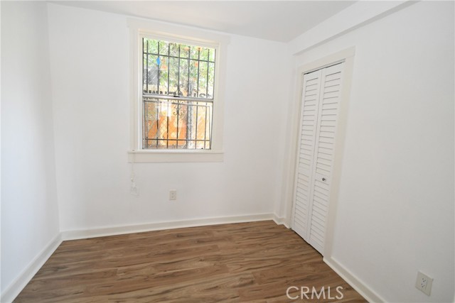 Detail Gallery Image 13 of 31 For 2117 E 112th St, Los Angeles,  CA 90059 - 4 Beds | 2 Baths