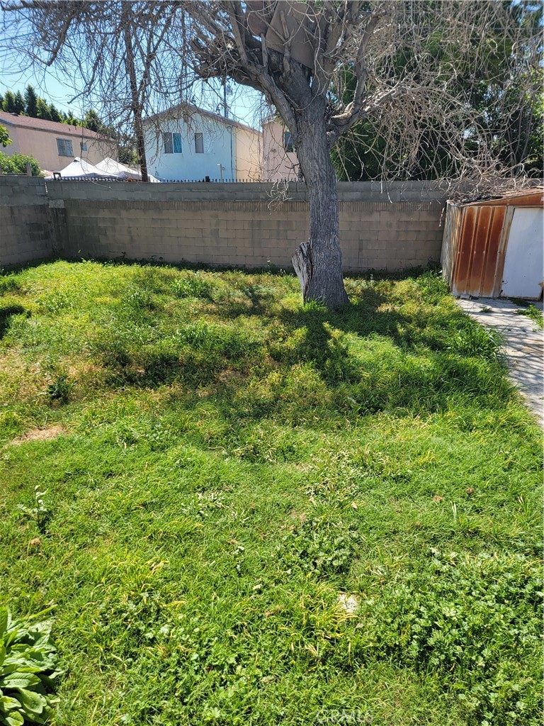 https://media.crmls.org/medias/5bb3bde0-25a1-4fcd-a308-4afedef913d4.jpg?preset=X-Large