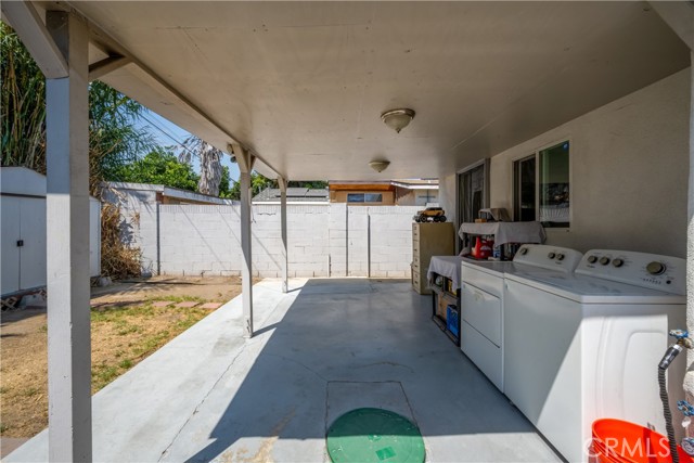 11916 168th Street, Artesia CA: https://media.crmls.org/medias/5bb469be-4e48-4c7d-8a29-2f8fe22a9f83.jpg