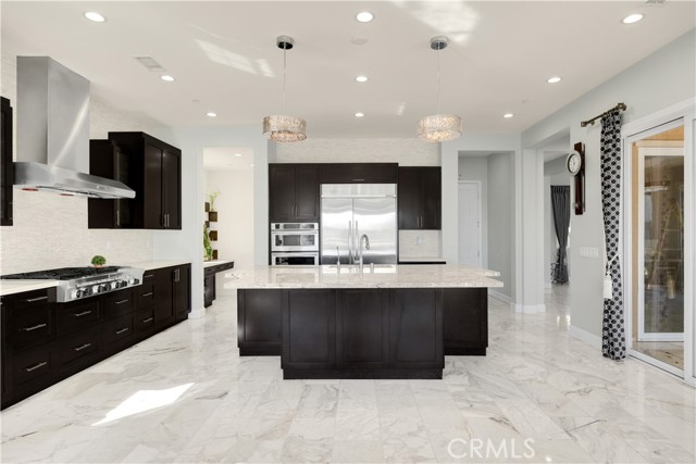 520 N Bardsdale Place, Brea CA: https://media.crmls.org/medias/5bb503b8-0aec-4760-8389-4ad07523153f.jpg