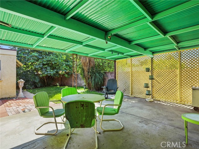 Image 33 of 56 For 236 Providencia Avenue