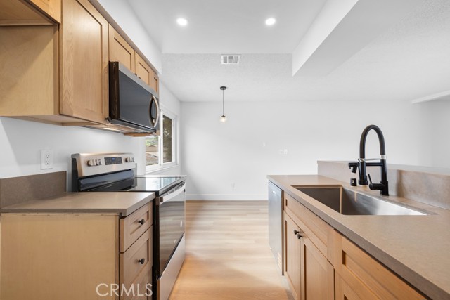 Detail Gallery Image 9 of 32 For 18103 Camino Bello #4,  Rowland Heights,  CA 91748 - 2 Beds | 1 Baths
