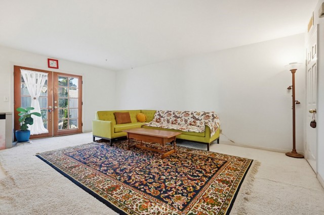 Detail Gallery Image 15 of 68 For 7114 Wyngate St, Tujunga,  CA 91042 - 3 Beds | 2/1 Baths