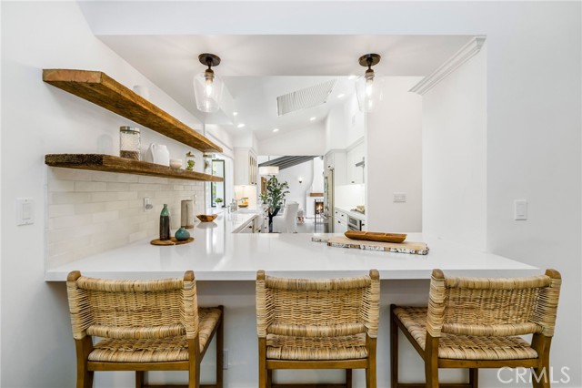 24743 Vantage Point Terrace, Malibu CA: https://media.crmls.org/medias/5bb7466c-e5de-4f0f-8478-eac0740f289b.jpg