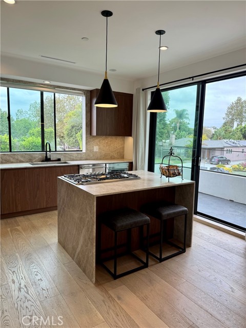 Detail Gallery Image 18 of 54 For 4336 N Serene Pl, Studio City,  CA 91604 - 3 Beds | 2/1 Baths