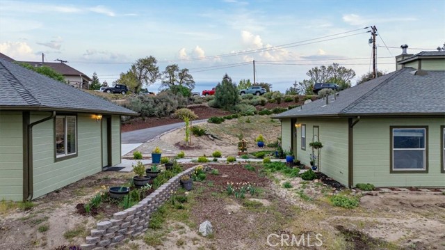 Detail Gallery Image 37 of 73 For 24921 Sunset Way, Tehachapi,  CA 93561 - 2 Beds | 2 Baths