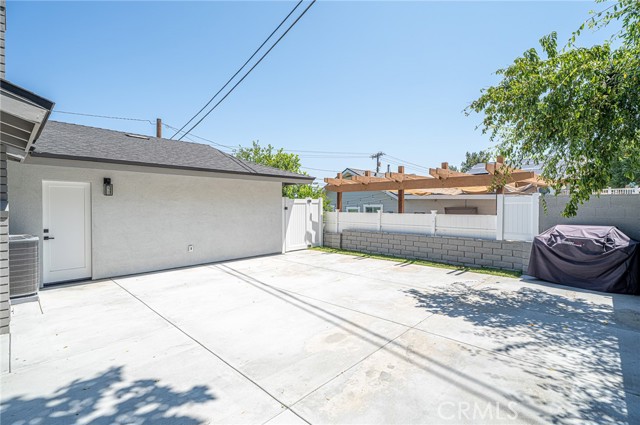 Detail Gallery Image 38 of 49 For 2975 Riverside Dr, Chino,  CA 91710 - 4 Beds | 2 Baths