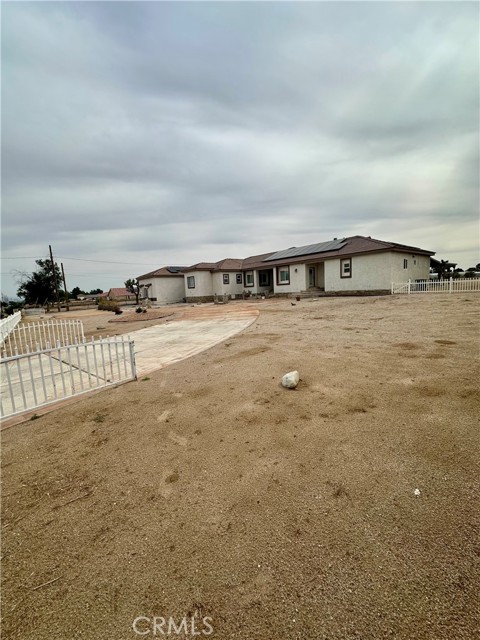 42500 20th Street West, Lancaster CA: https://media.crmls.org/medias/5bb8ef53-df6a-49ba-94d1-f29f0e69f0a3.jpg
