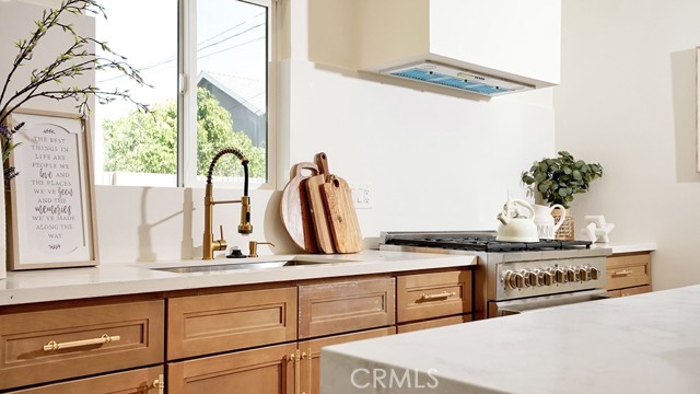 17698 Locust Street, Fountain Valley CA: https://media.crmls.org/medias/5bb96d01-aa55-400b-b001-329b289ab890.jpg