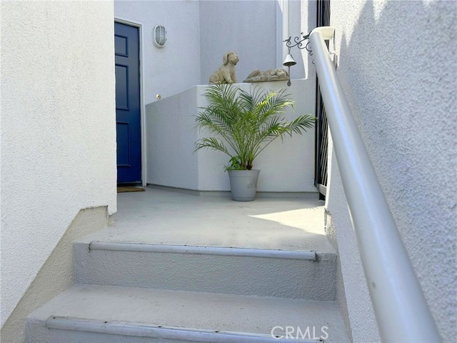 28297 Via Luis, Laguna Niguel CA: https://media.crmls.org/medias/5bb9bcd2-8356-47b6-9cc3-0566478bf1dd.jpg