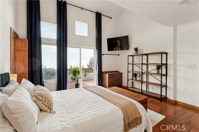 Detail Gallery Image 19 of 49 For 30191 Enchanted Way, Running Springs,  CA 92382 - 3 Beds | 3 Baths